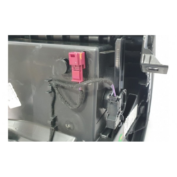 Porta-luvas Mercedes Benz C200 2016 Cód. A2056800091