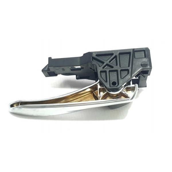 Maçaneta Interna Porta Esquerda Toyota Rav4 Hybrid 2020 - Dianteira/traseira