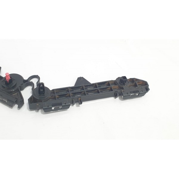 Guia Parachoque Traseiro L/esquerdo Toyota Rav4 Hybrid 2020