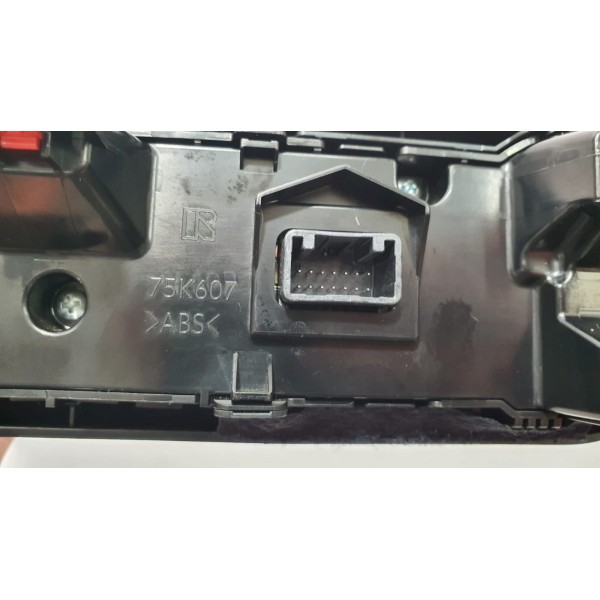 Comandos Ar Condicionado Toyota Rav4 Hybrid 2020 Cód. 75k607