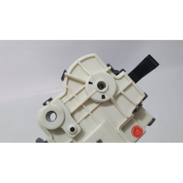 Trava Tanque Combustivel Toyota Rav4 Hybrid 2020