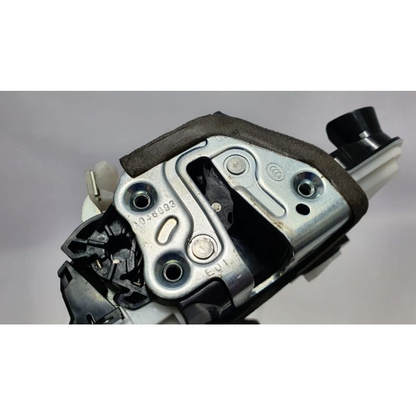 Fechadura Porta Dianteira Esquerda Toyota Rav4 Hybrid 2020