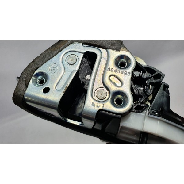 Fechadura Porta Traseira Direita Toyota Rav4 Hybrid 2020