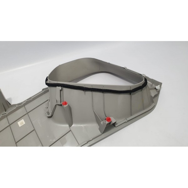 Acabamento Interno Vidro Lateral Tras. Esq. Rav4 Hybrid 2020