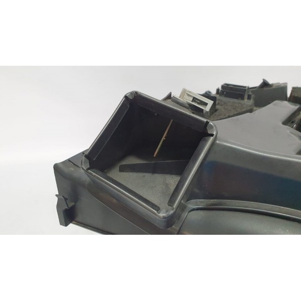 Acabamento Com Entrada Obd Mercedes Slc 300 2017 A1726800036