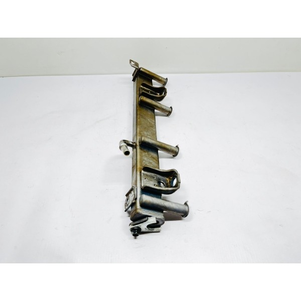 Flauta Dos Bicos De Baixa Toyota Rav4 Hybrid 2020