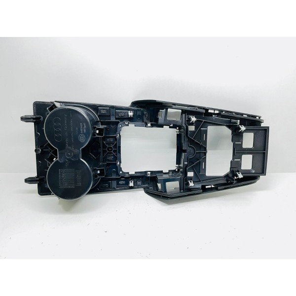 Acabamento Do Console Central  C/ Detalhes Audi A3 1.4 2018