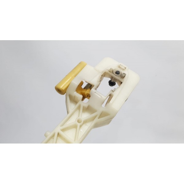 Suporte De Maçaneta Traseiro Direito Hyundai Azera 3.6 2011 Branco