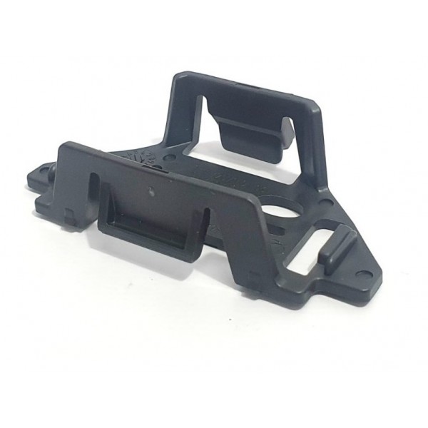 Suporte Acabamento Parachoque Dianteiro Bmw F10 2013