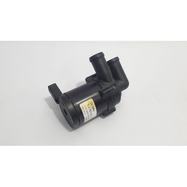 Bomba De Água Auxiliar Vw Touareg V8 2011 