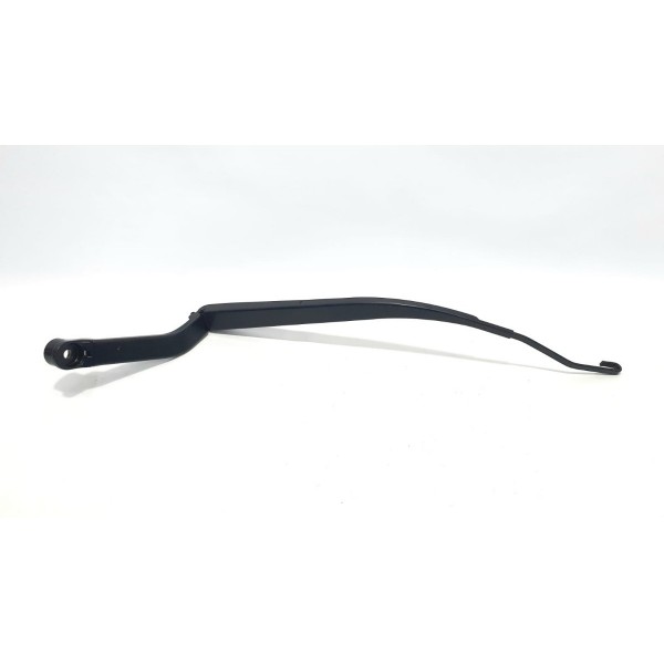 Braço Limpador Para-brisa Mitsubishi Outlander 3.0 Hpe-s 18 - Direito