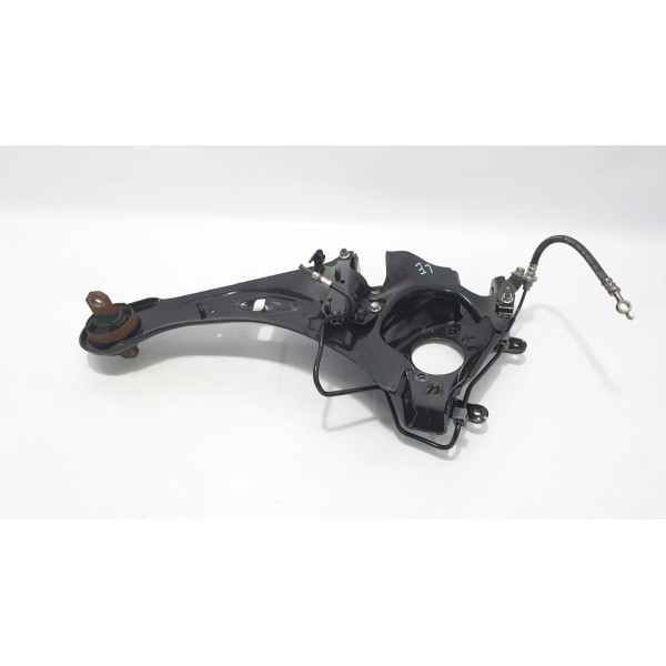 Montante Traseiro Esquerdo Mitsubishi Outlander 3.0 Hpe-s 18