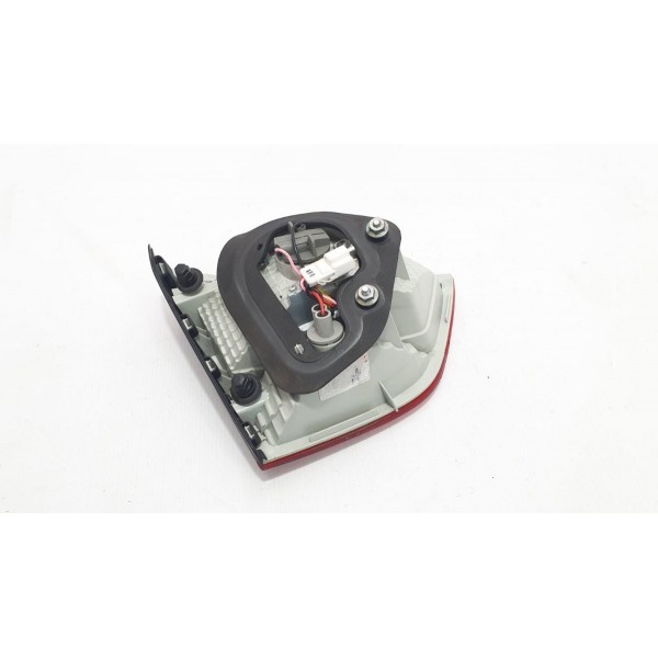 Lanterna Tampa Traseira Direita Hyundai Ix35 2.0 2016 