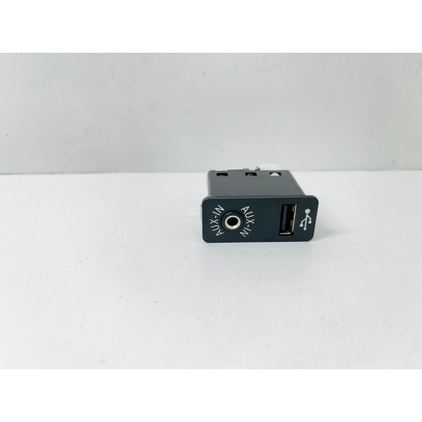 Entrada Usb Auxiliar Bmw 750 2011 A 2015 Cód. 9237653-01