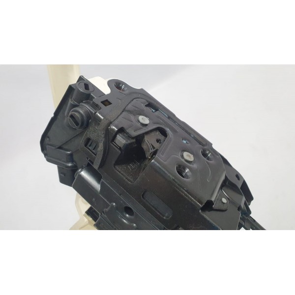 Fechadura Porta Traseira Direita Vw Passat Cc 2011