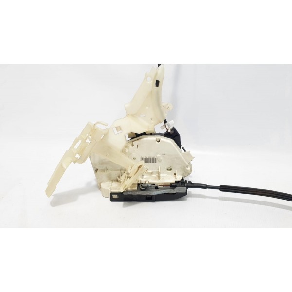 Fechadura Porta Traseira Direita Vw Passat Cc 2011