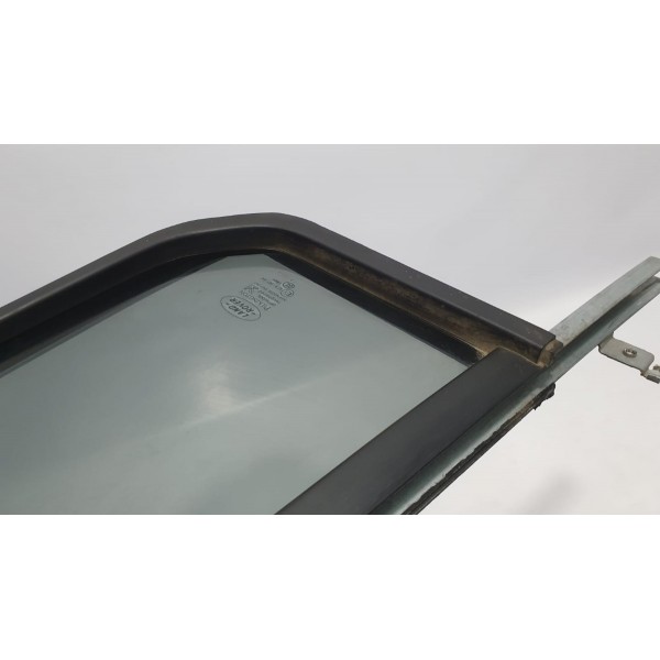 Vidro Fixo Porta Tras Esquerda Land Rover Discovery Iii 2009