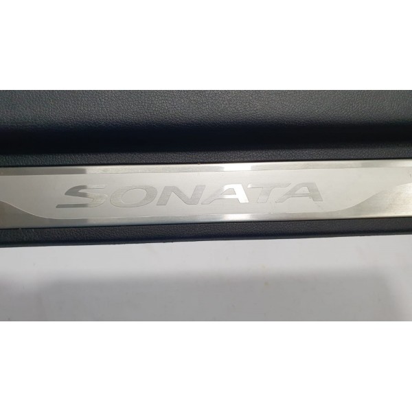 Acabamento Soleira Dianteira Direita Hyundai Sonata 2.4 2012