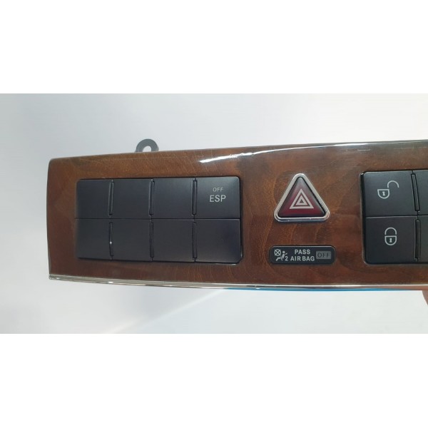 Botão De Alerta Com Moldura Mercedes Benz C200 2006 