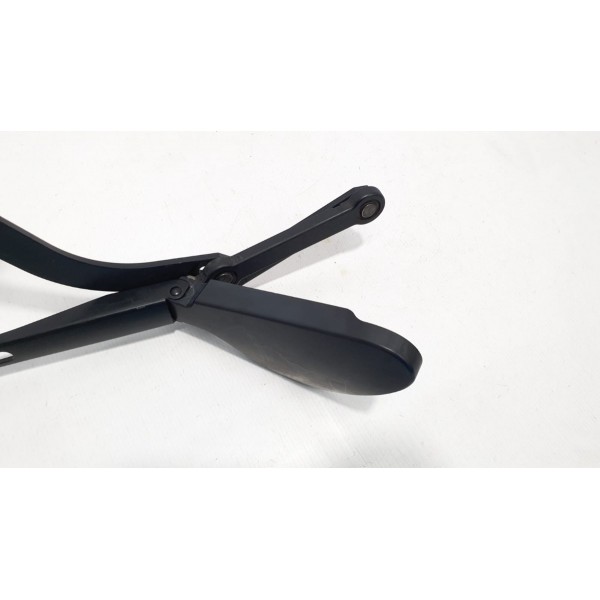 Braço Limpador Para-brisa L/direito Mercedes Benz C200 2006 - Direito