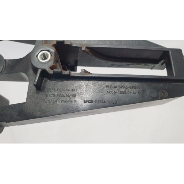 Suporte Maçaneta Diant Dir Ford Fusion Titanium 2.0 2017 Preto