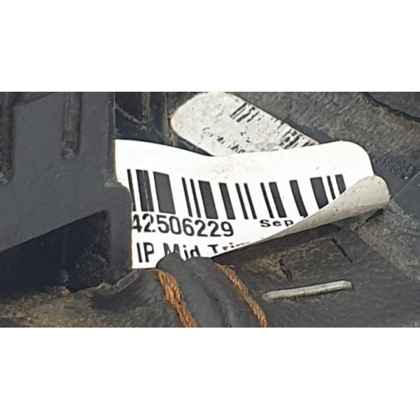 Acabamento Couro Painel Motorista Chevrolet Tracker 1.4t 17