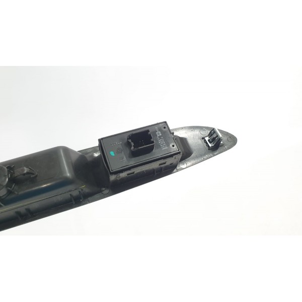 Botão Vidro Elétrico Tras Esq Gm Chevrolet Tracker 1.4t 2017