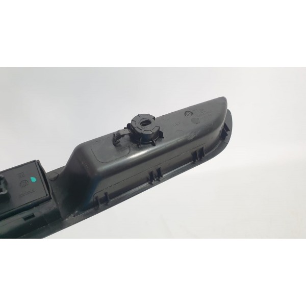 Botão Vidro Elétrico Tras Esq Gm Chevrolet Tracker 1.4t 2017