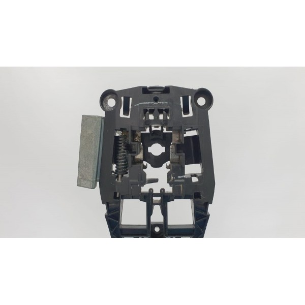 Suporte Maçaneta Esquerda Gm Chevrolet Tracker 1.4t 2017 Preto