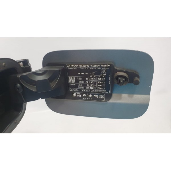 Portinhola Tampa Tanque Combustível Mercedes Benz C180 2009