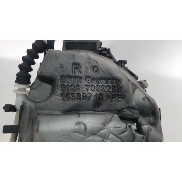 Suporte Maçaneta Traseira Direita Bmw 320i F30 2015 Preto