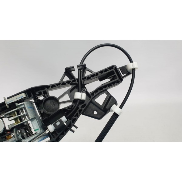 Suporte Maçaneta Porta Dian Esq Gm Equinox Premier 1.5 2022 - Preto