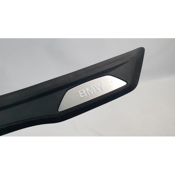 Soleira Traseira Direita (com Detalhes) Bmw 320i F30 2015 Preto