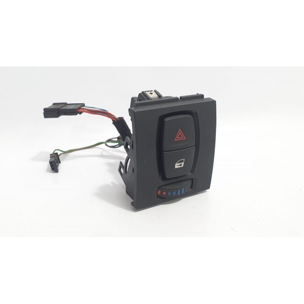 Botão Pisca Alerta E Trava Bmw 320i F30 2015 Cód 923178603 - Preto