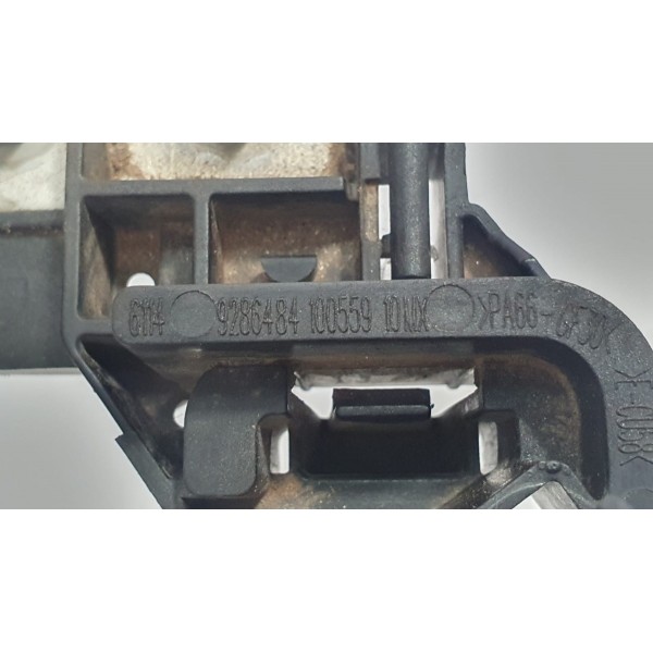 Polo Positivo Bateria B+ Bmw X5 Xdrive50i 2015 Cód 9286484