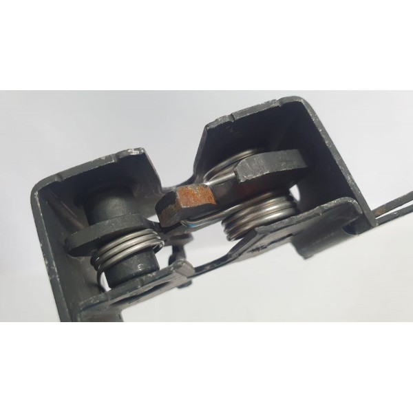 Fechadura Capô Land Rover Freelander Ii Se 3.2 2008