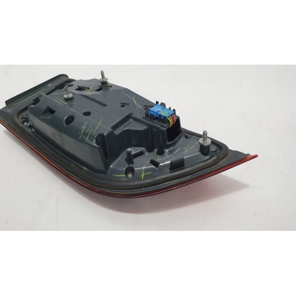 Lanterna Tampa Traseira Direita Bmw X5 Xdrive50i 2015 Direito Vermelho