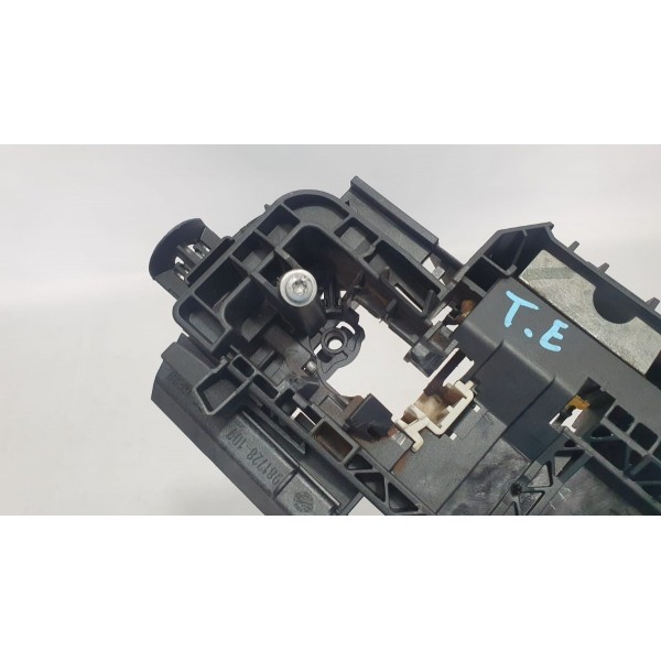 Suporte Maçaneta Traseira Esquerda Mercedes C180 2010 - Preto