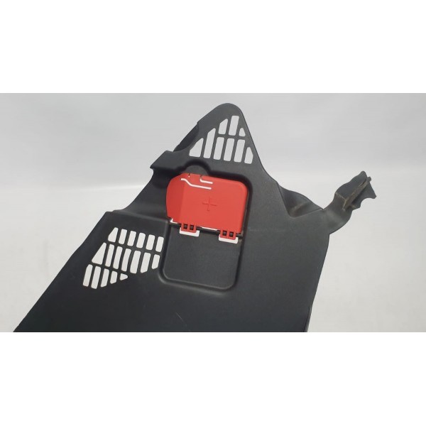 Acabamento Churrasqueira Bateria Bmw 320i F30 2015