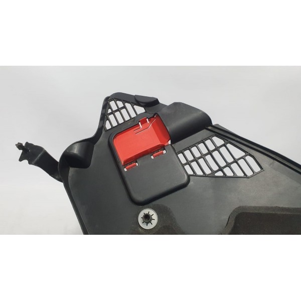 Acabamento Churrasqueira Bateria Bmw 320i F30 2015