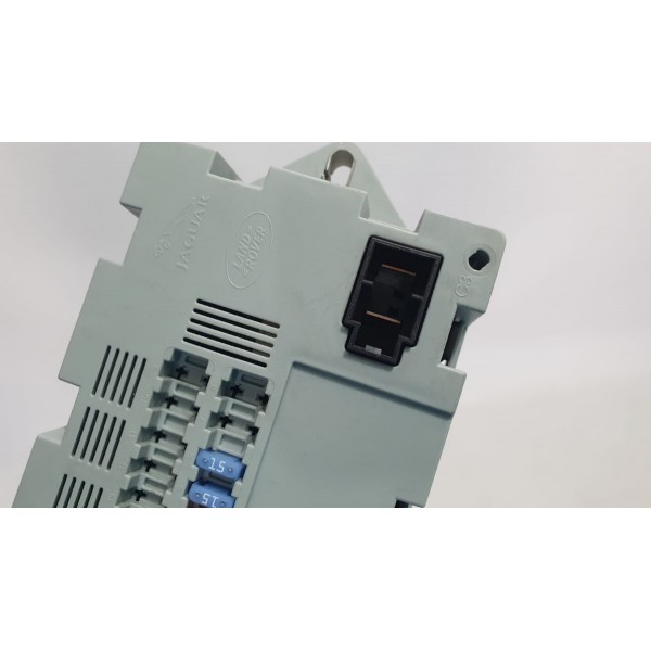 Caixa De Fusíveis Jaguar Xe 2.0 2016