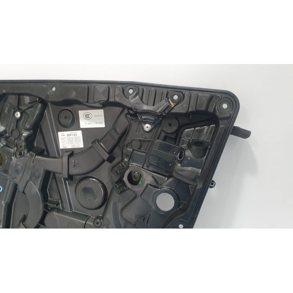 Máquina De Vidro Dianteira Direita Mercedes Benz C180 2017