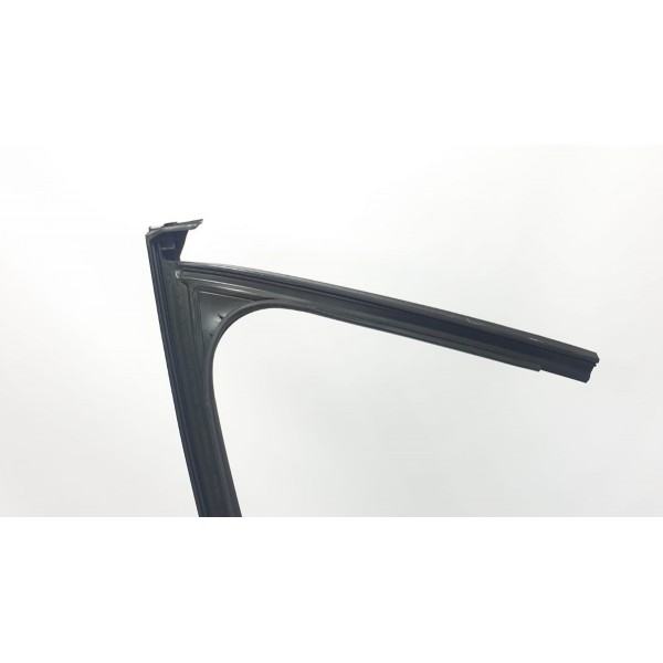 Canaleta Friso Cromado Porta Diant. Dir. Mercedes C180 2017