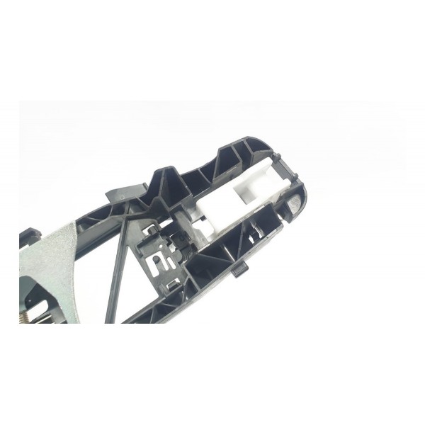 Suporte Maçaneta Dianteiro Direito Mercedes Benz C180 2017 - Preto