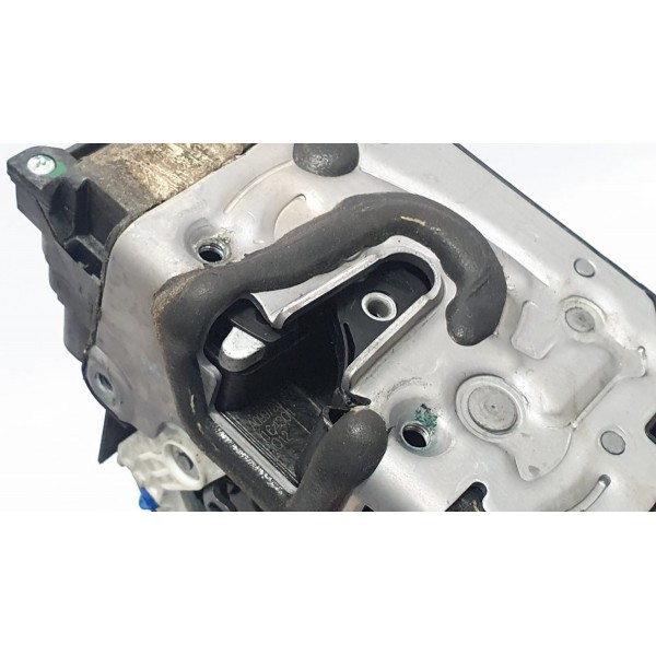 Fechadura Dianteira Direita Mercedes Benz C180 2017