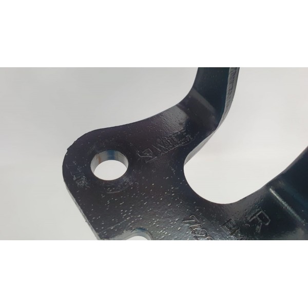 Trava Encosto Banco Tras L/ Dir Bmw X3 G01 Xdrive 20i 2019