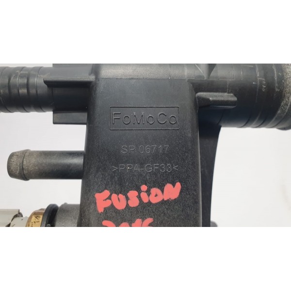 Carcaça Dágua Ford Fusion 2015