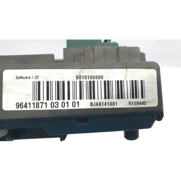 Caixa De Fusíveis Bmw 118i 2010