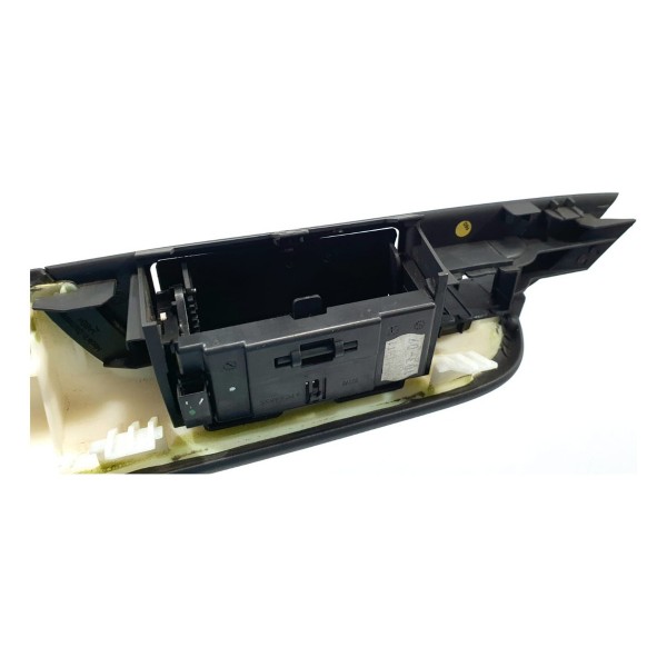 Apoio Braço C/moldura Botão Vidro Tras Dir Vw Touareg 2011 Preto