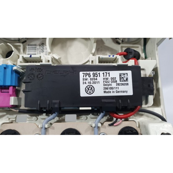 Luz De Cortesia Console Central Vw Touareg V6 3.6 2011